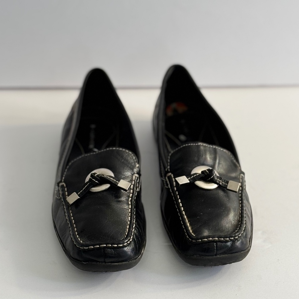 Liz Claiborne black loafer 9.5 travel casual comfort stylish